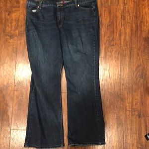 Jennifer Lopez boot cut jeans